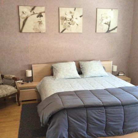 Couleur Framboise Apartment ลองวีย์ ภายนอก รูปภาพ