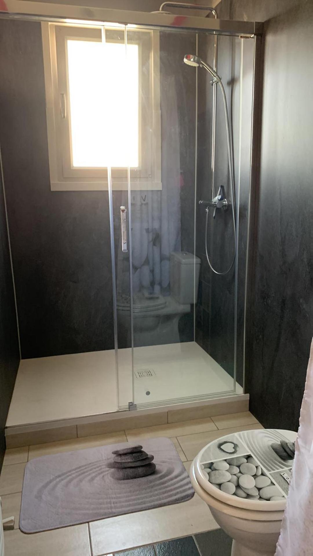 Couleur Framboise Apartment ลองวีย์ ห้อง รูปภาพ