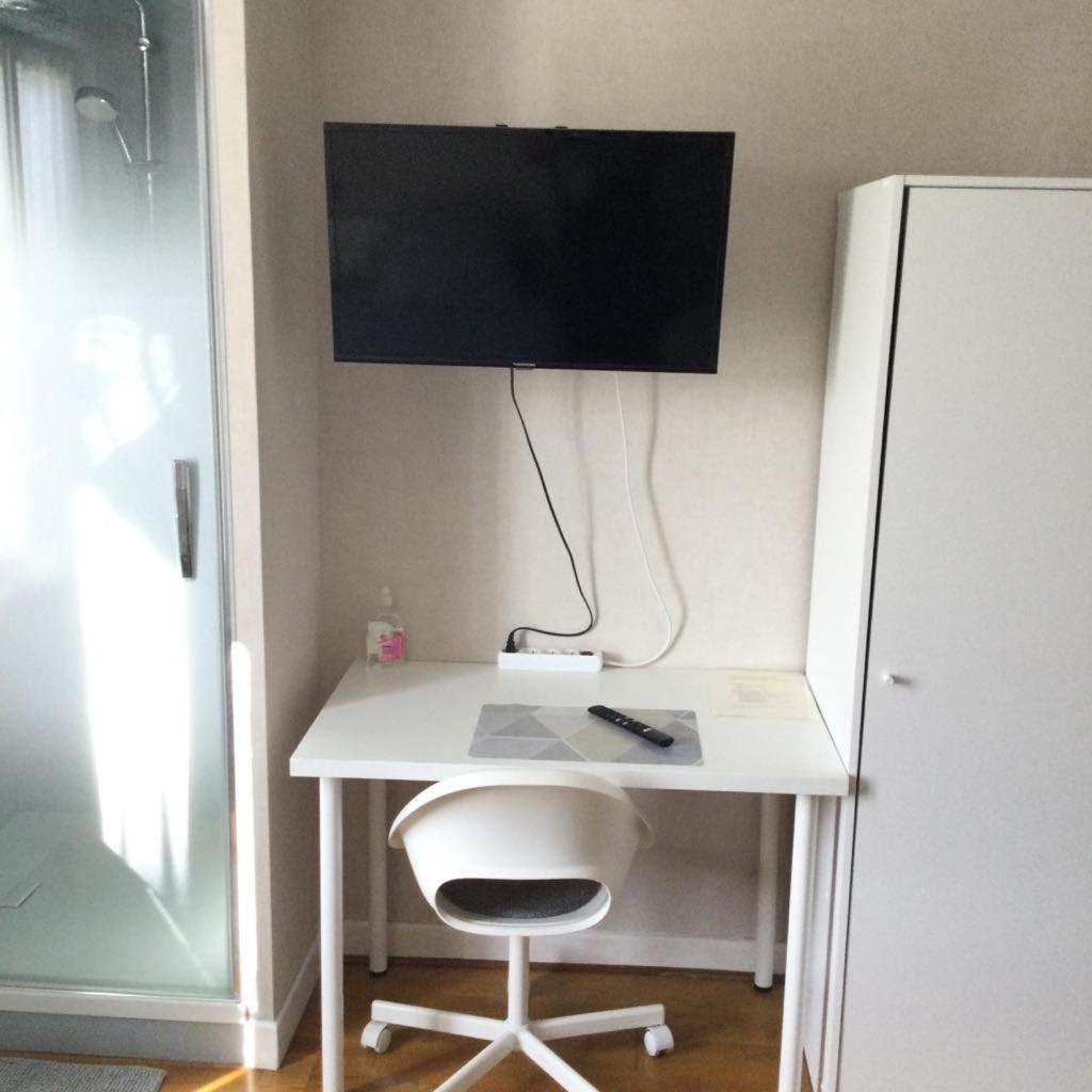 Couleur Framboise Apartment ลองวีย์ ภายนอก รูปภาพ