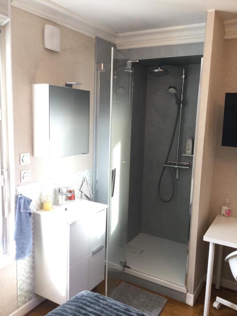 Couleur Framboise Apartment ลองวีย์ ภายนอก รูปภาพ